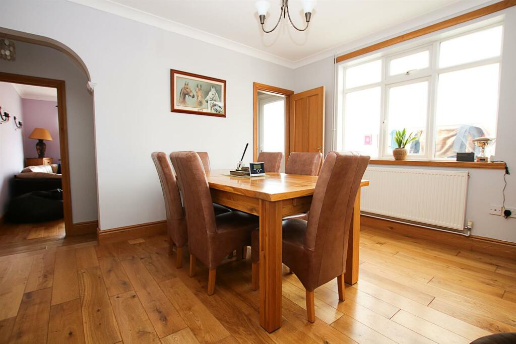 Additional image 4 of New Cheveley Road, Newmarket