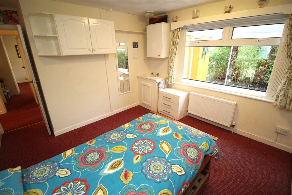 Additional image 7 of Sandbanks