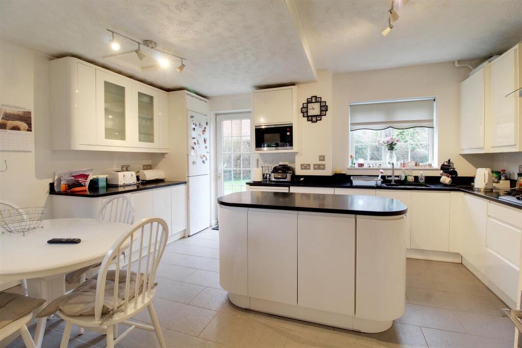 Additional image 6 of Woodlands, Brookmans Park