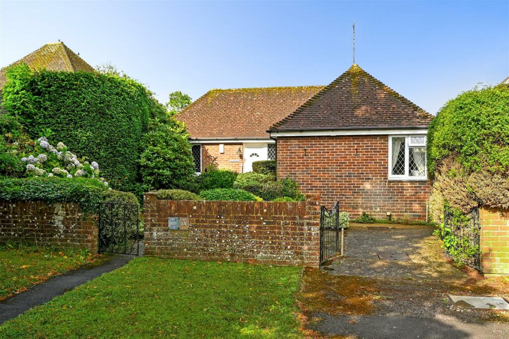 Additional image 21 of London Road, Henfield