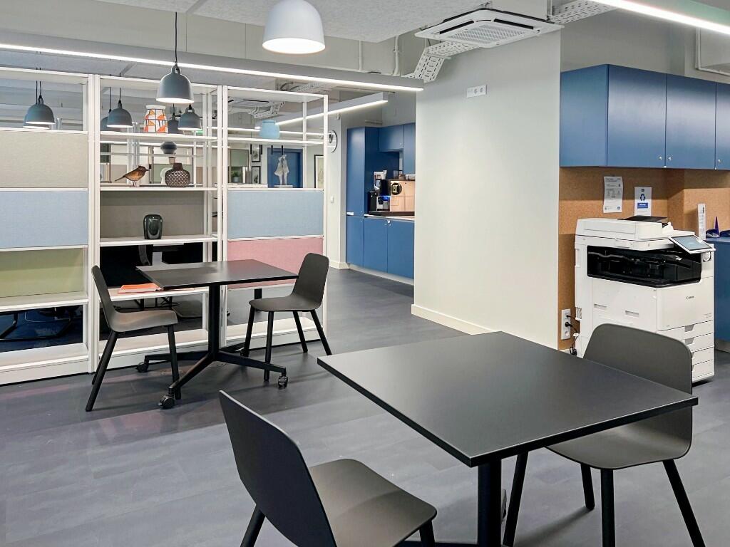 Additional image 3 of Oxford Street, CF15