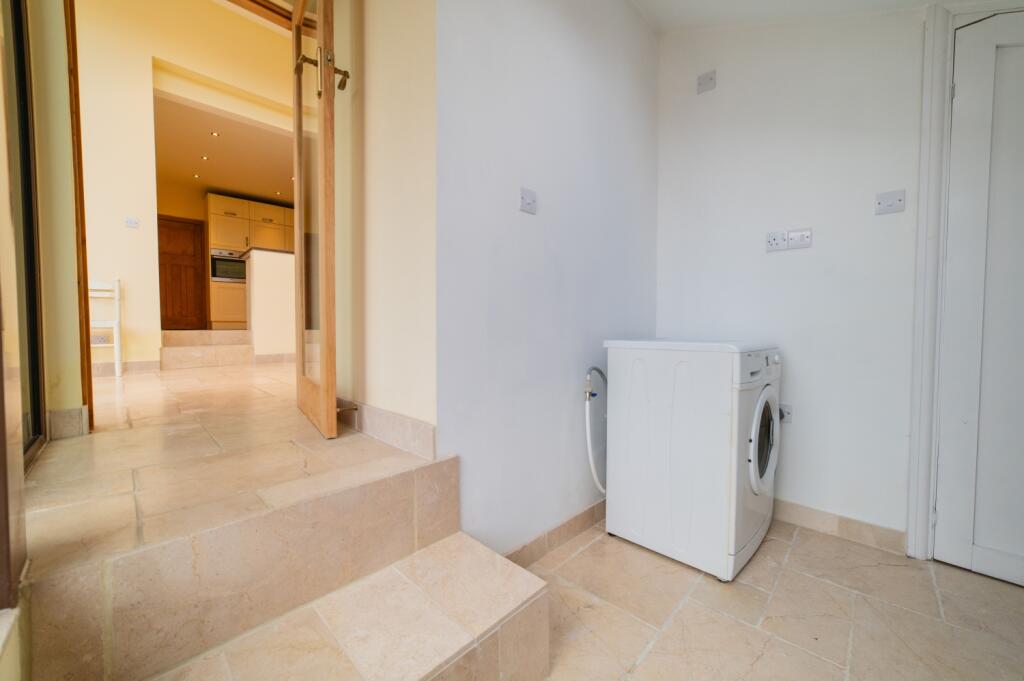 Additional image 23 of Earl's Court Road, Penylan