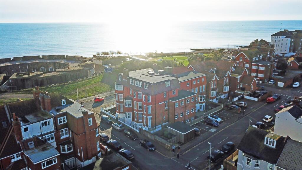 Additional image 15 of Royal Parade, Eastbourne