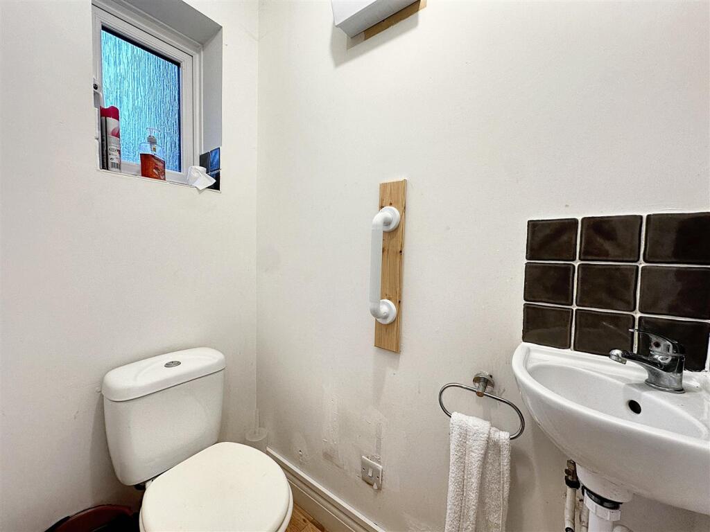 Additional image 7 of Bainton Close, Bradford-On-Avon