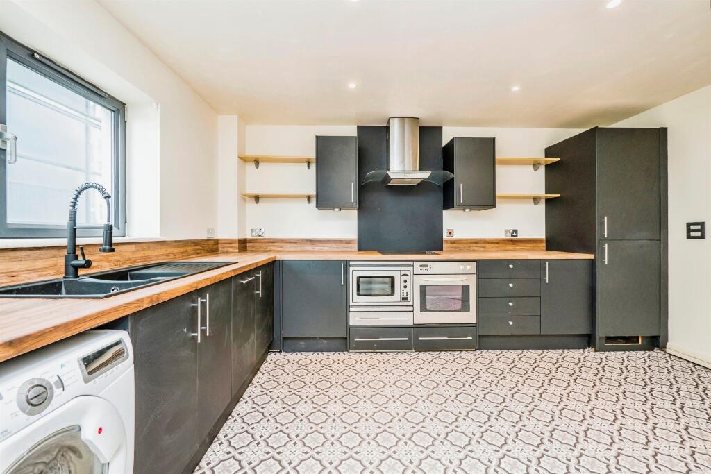 Additional image 5 of Landmark Place, Cardiff