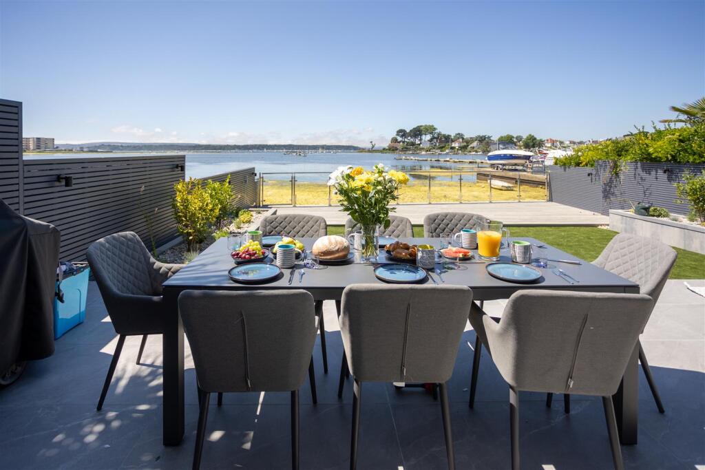 Additional image 26 of Sandbanks Road, Lilliput