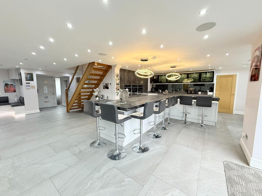 Additional image 14 of Willowbank Road, Knowle