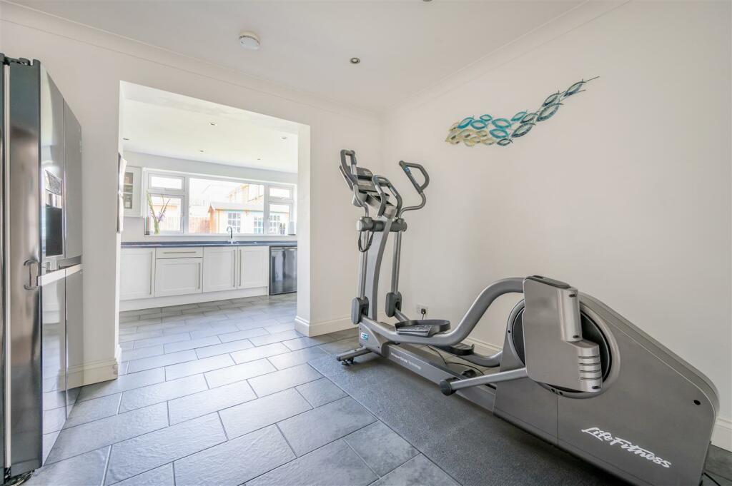 Additional image 28 of Cliff Gardens, Peacehaven