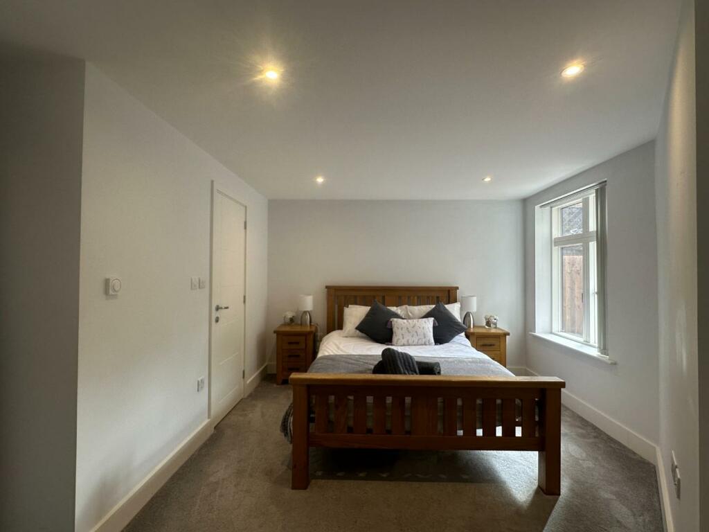 Additional image 6 of Flat 2, 317 Hills Road, Cambridge