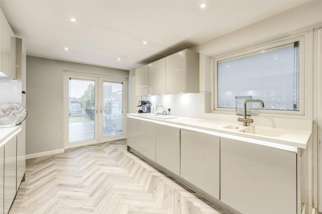 Additional image 17 of Copthorne Hill, Worthing, West Sussex, BN13