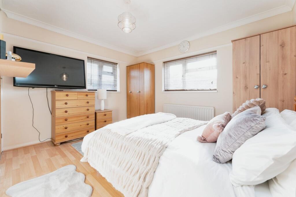 Additional image 13 of Fordham Road, Newmarket, CB8