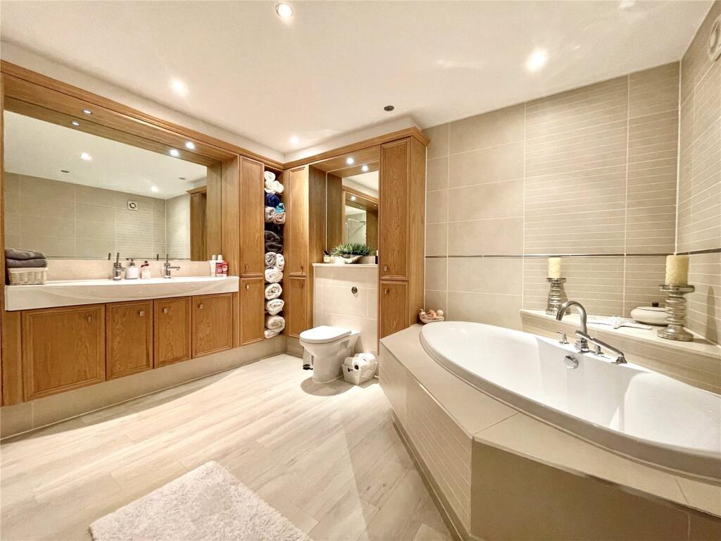 Additional image 16 of Bedwell Hall, Bedwell Park, Cucumber Lane, Essendon, AL9