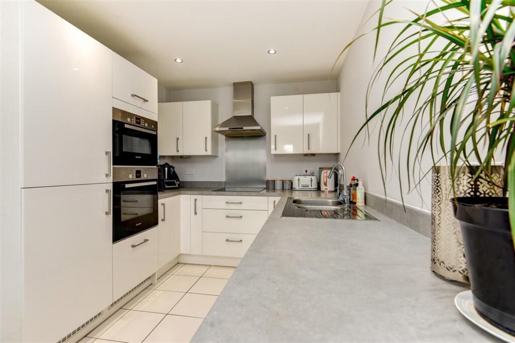 Additional image 5 of Weald Place, Worthing, BN13