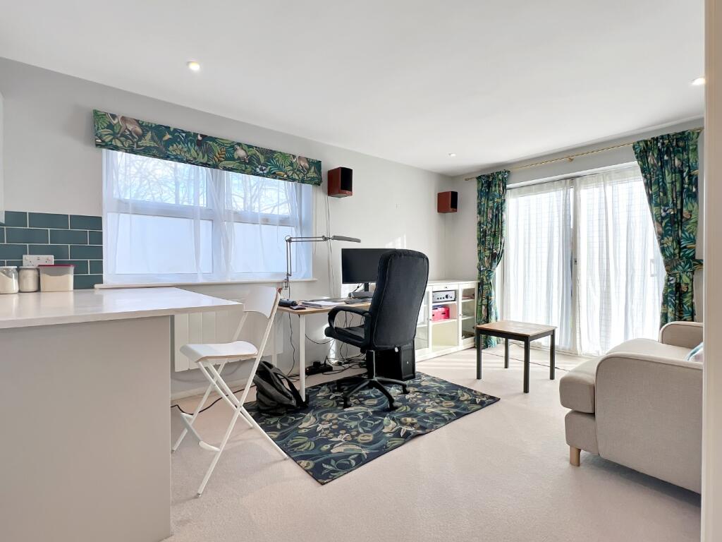 Additional image 11 of Blackthorn Close, Cambridge