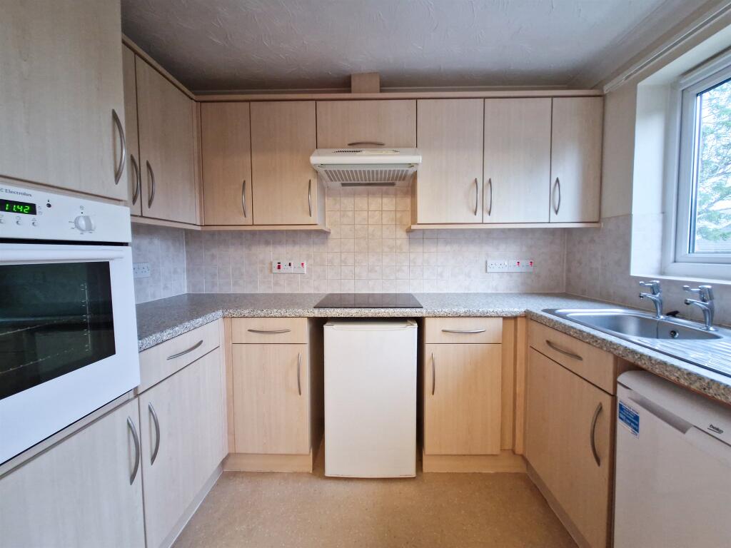 Additional image 4 of Fidlas Road, Llanishen, Cardiff