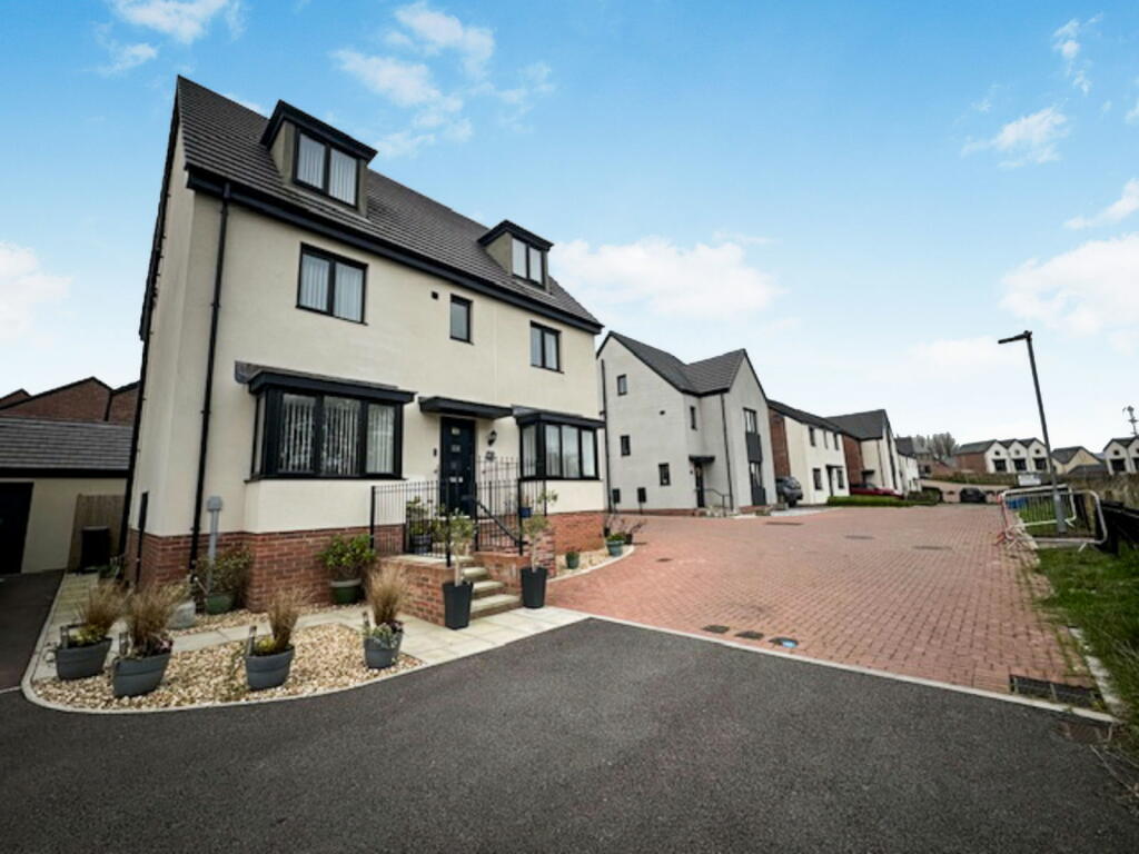 Clos Thomas, Old St. Mellons, Cardiff, CF3 6YR