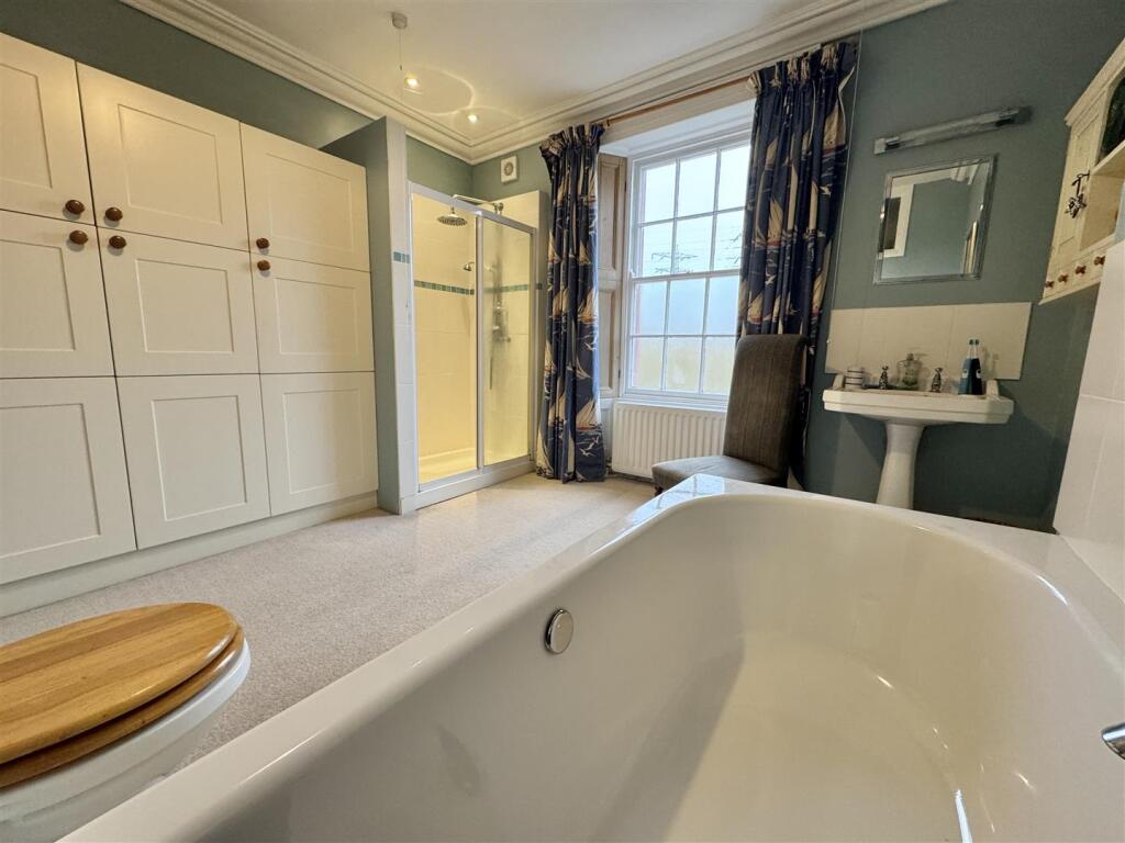 Additional image 15 of Woodend