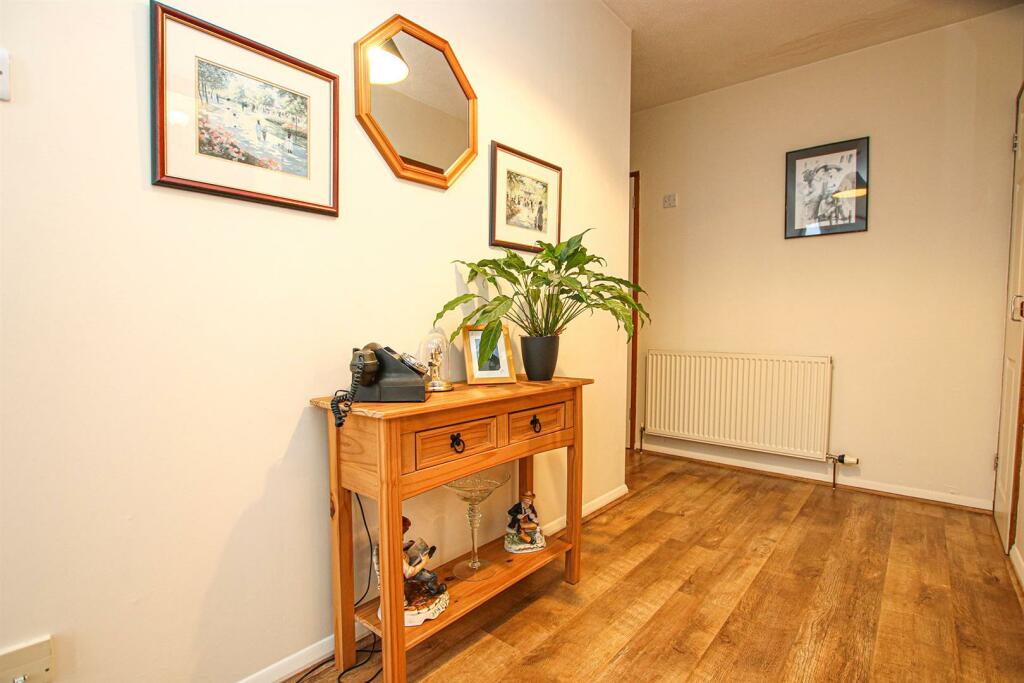 Additional image 4 of Holland Park, Cheveley, Newmarket