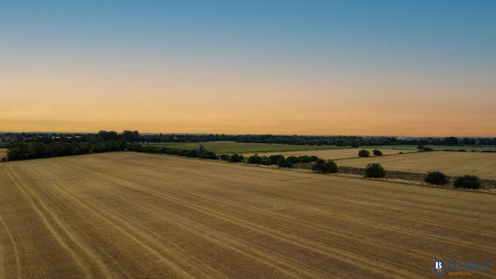 Additional image 110 of Meadow Green End, Green End, Landbeach