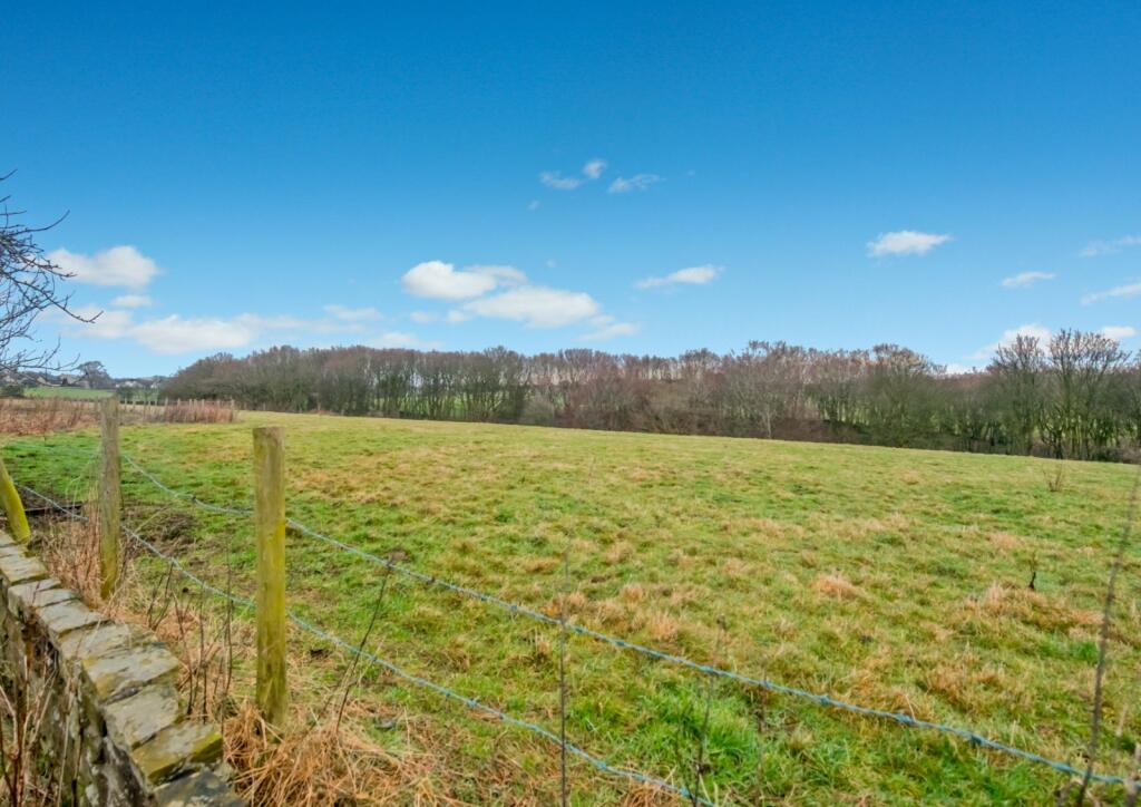 Additional image 2 of Birkhill Crescent, Birkenshaw, Bradford, West Yorkshire, BD11