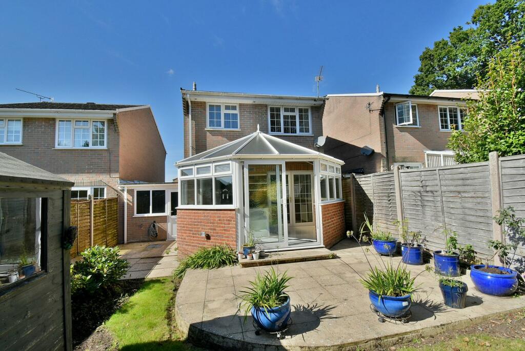 Additional image 4 of Laburnum Close, Ferndown, BH22