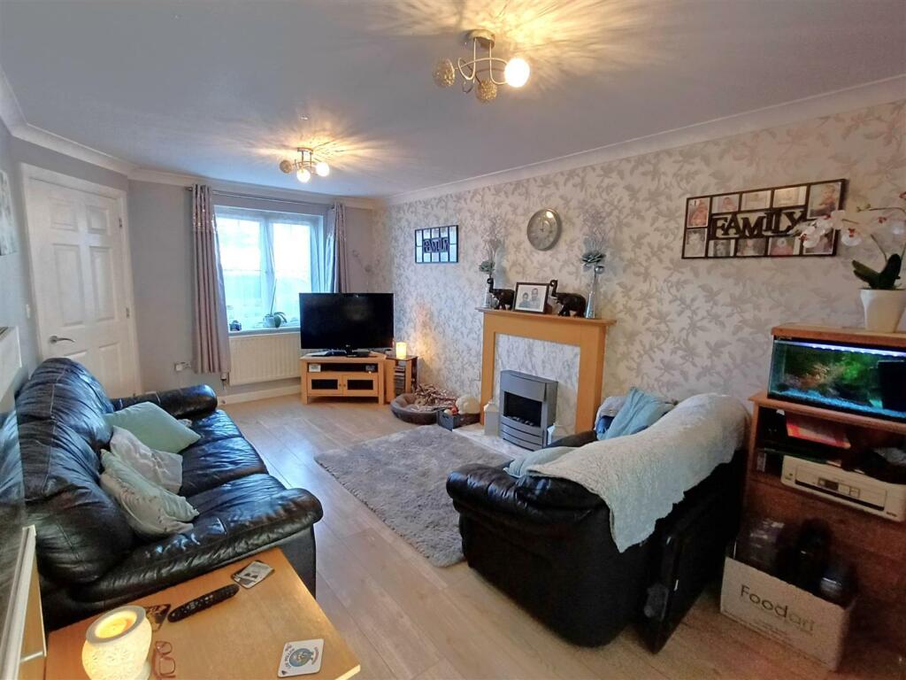 Additional image 18 of Roundhouse Crescent, Peacehaven