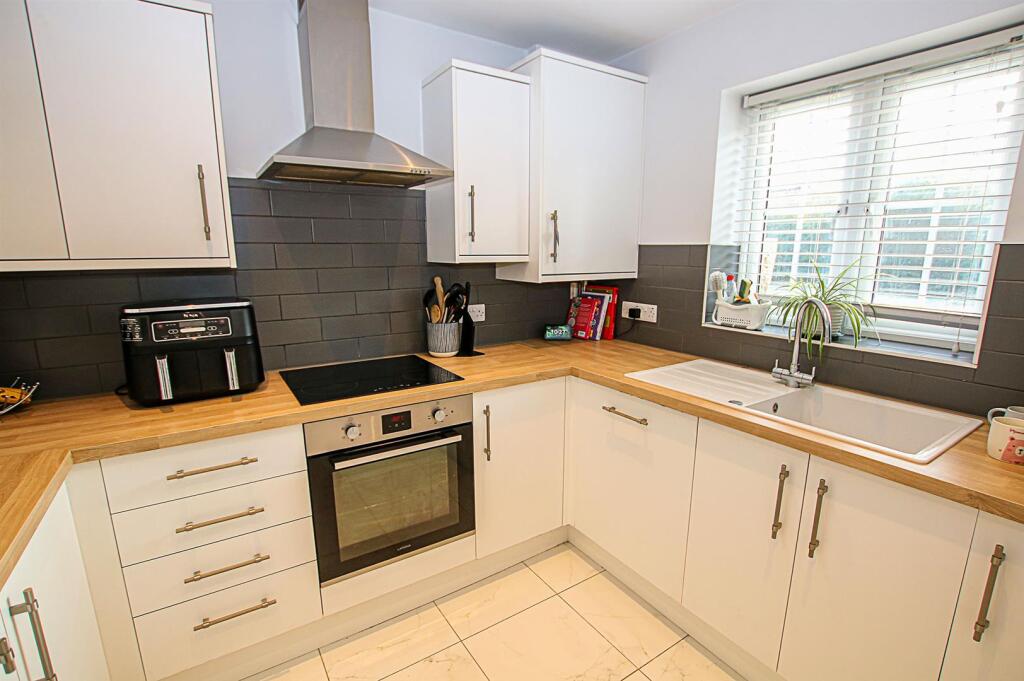 Additional image 5 of Valley Way, Newmarket