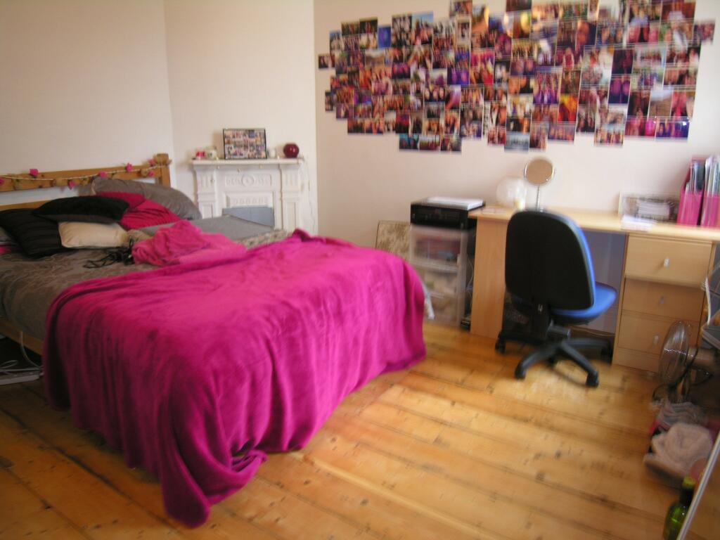 Additional image 7 of 6 bedroom House in Winton