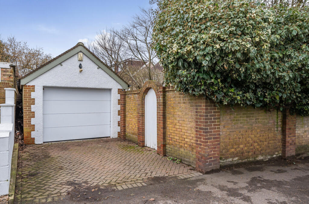 Additional image 24 of Hilda Vale Road, Farnborough, Orpington, Kent, BR6