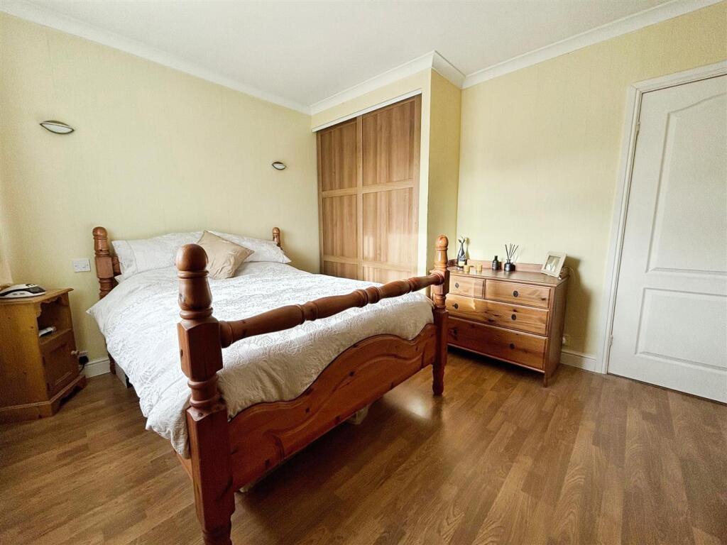 Additional image 11 of Robin Close, Bradford, BD2 2EZ