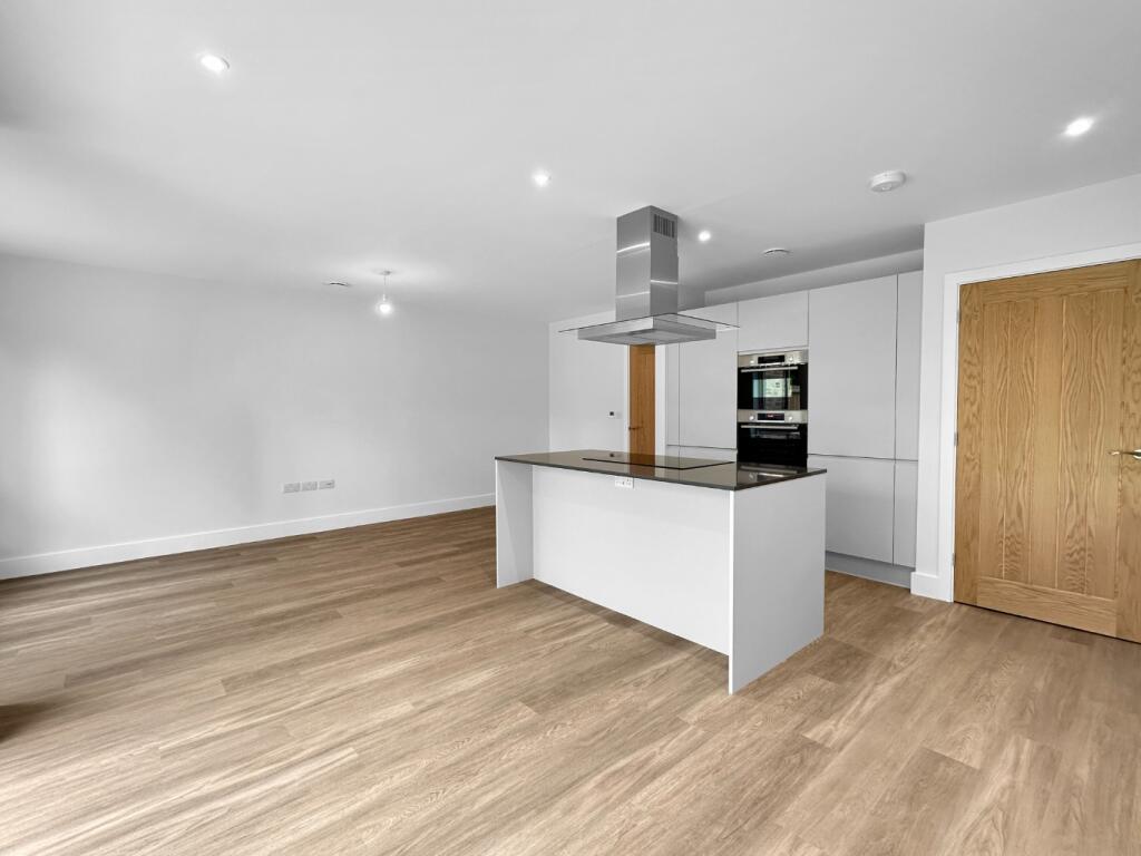 Additional image 10 of Old English Close, Harston