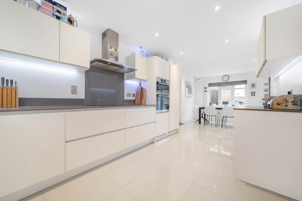 Additional image 20 of Eversleigh Place, Beckenham, BR3