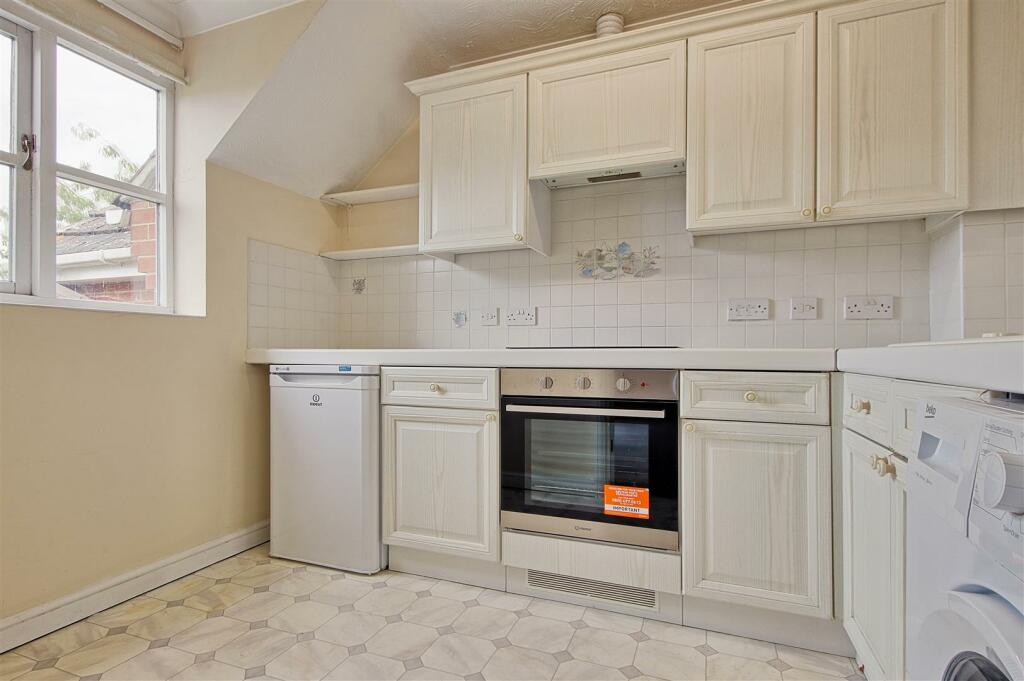 Additional image 12 of Woodhead Drive, Cambridge