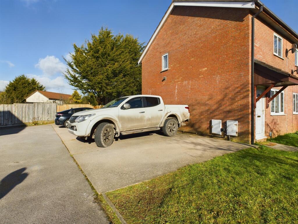 Additional image 8 of Spring Grove, Thornhill, Cardiff. CF14