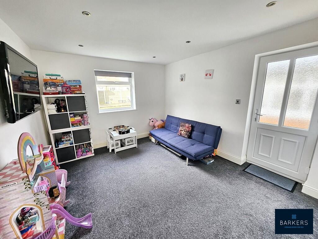 Additional image 9 of Ghyllroyd Avenue, Birkenshaw