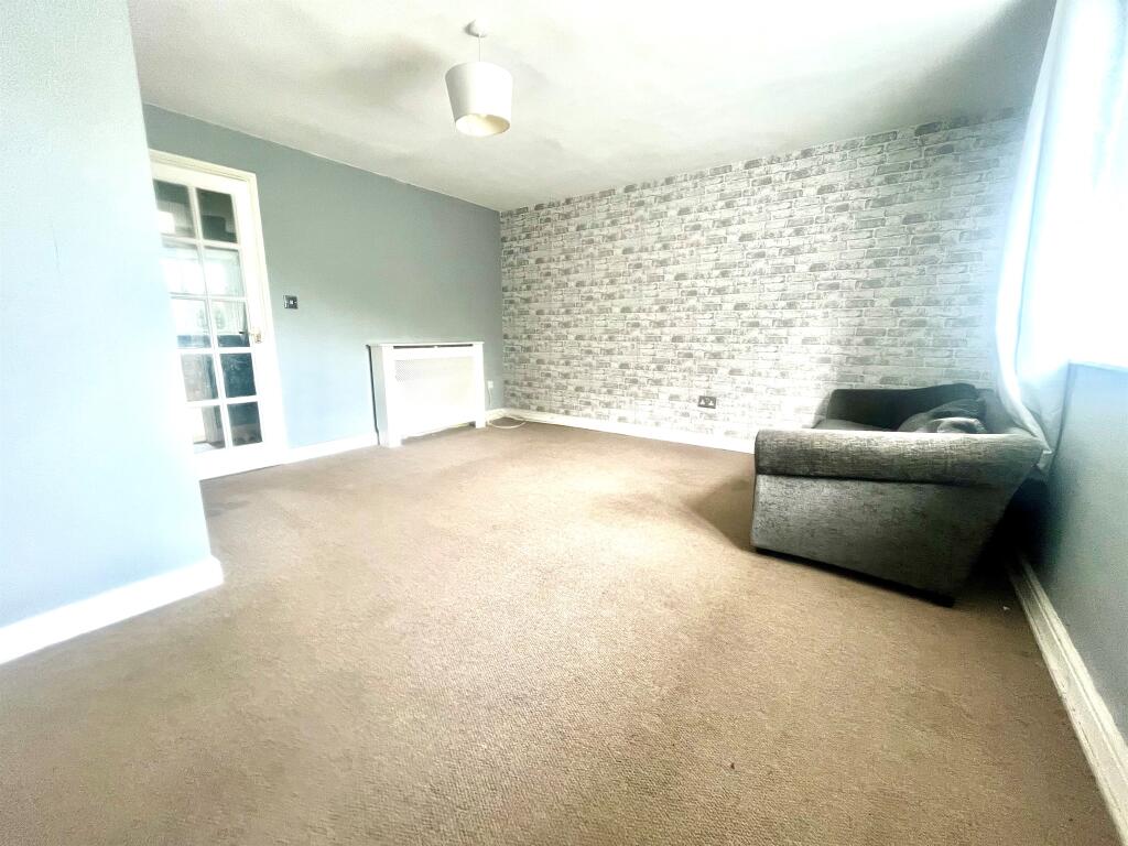 Additional image 10 of Horn Book, Saffron Walden