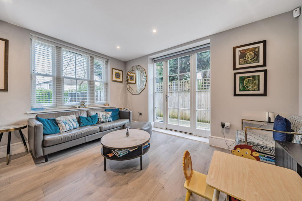 Additional image 2 of Bromley Common, Bromley