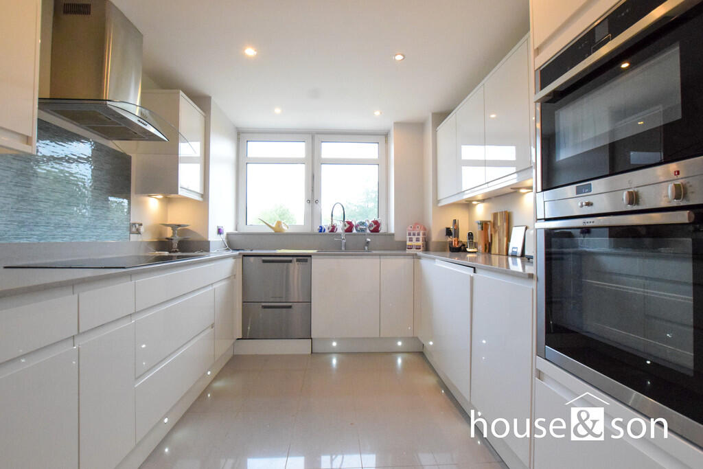 Additional image 3 of Albany, Manor Road, East Cliff, Bournemouth, BH1