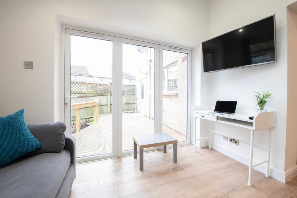 Additional image 17 of Stoneleigh Crescent, Bristol