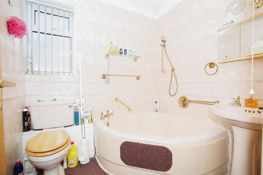 Additional image 10 of Cavalier Way, Yeovil