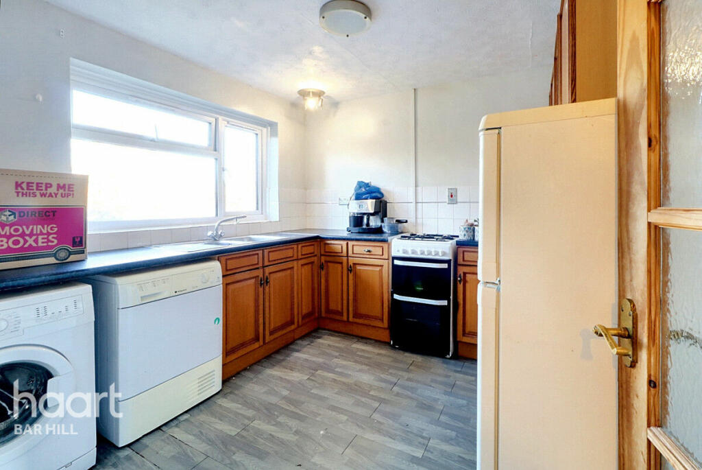 Additional image 9 of Queen's Close, Over