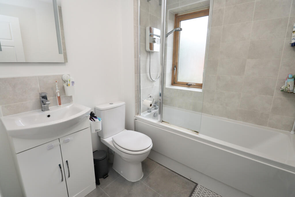 Additional image 9 of Curator Rise, Street