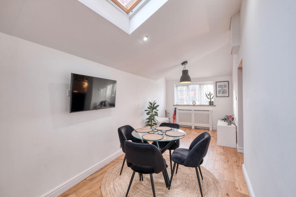 Additional image 4 of Barley Mow Lane, Catshill, Bromsgrove, B61 0LP