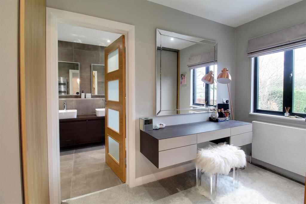 Additional image 8 of Mymms Drive, Brookmans Park