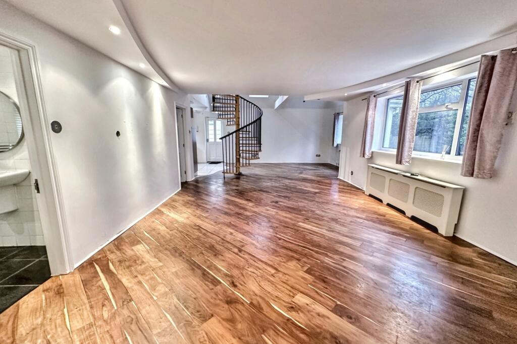 Additional image 5 of Kinson