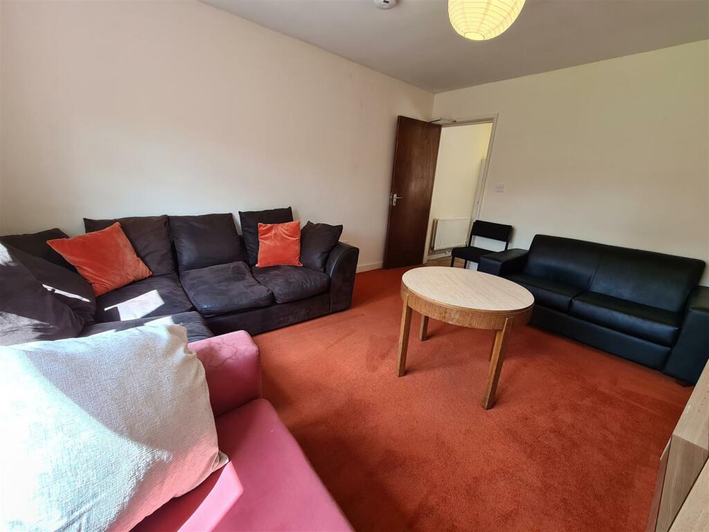 Primary image of 204A Mill Road, Cambridge, CB1 3NF