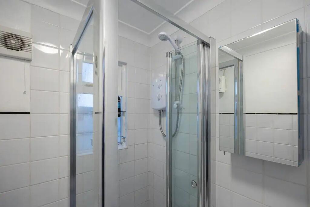 Additional image 13 of Oriental Place, Brighton, East Sussex, BN1