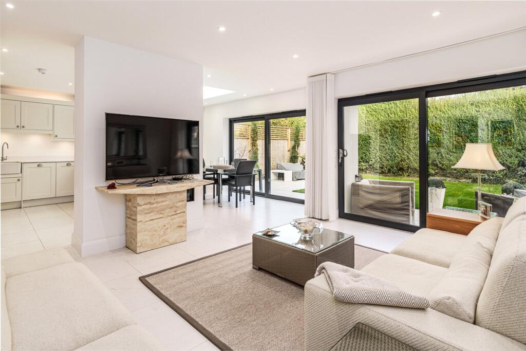 Additional image 29 of Pebble Lane, Ferring, West Sussex, BN12