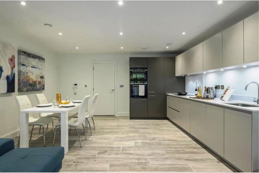 Additional image 7 of 34 Madingley Road, Cambridge, CB3