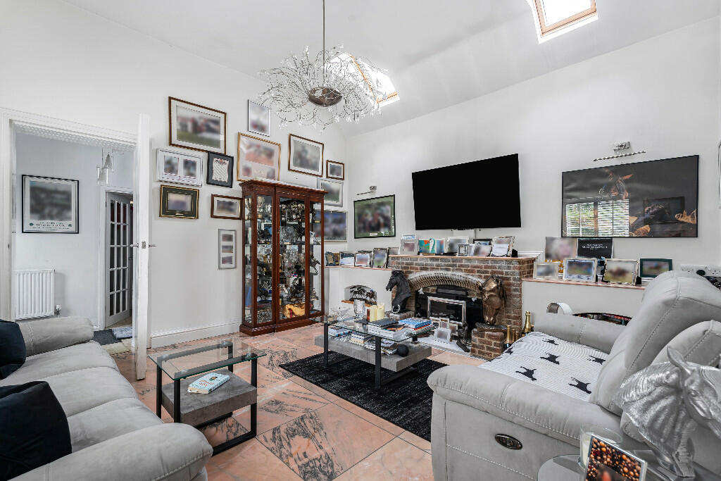 Additional image 7 of Queen Alexandra Stables, Chapel Street, Newmarket, Suffolk, CB8 7HA